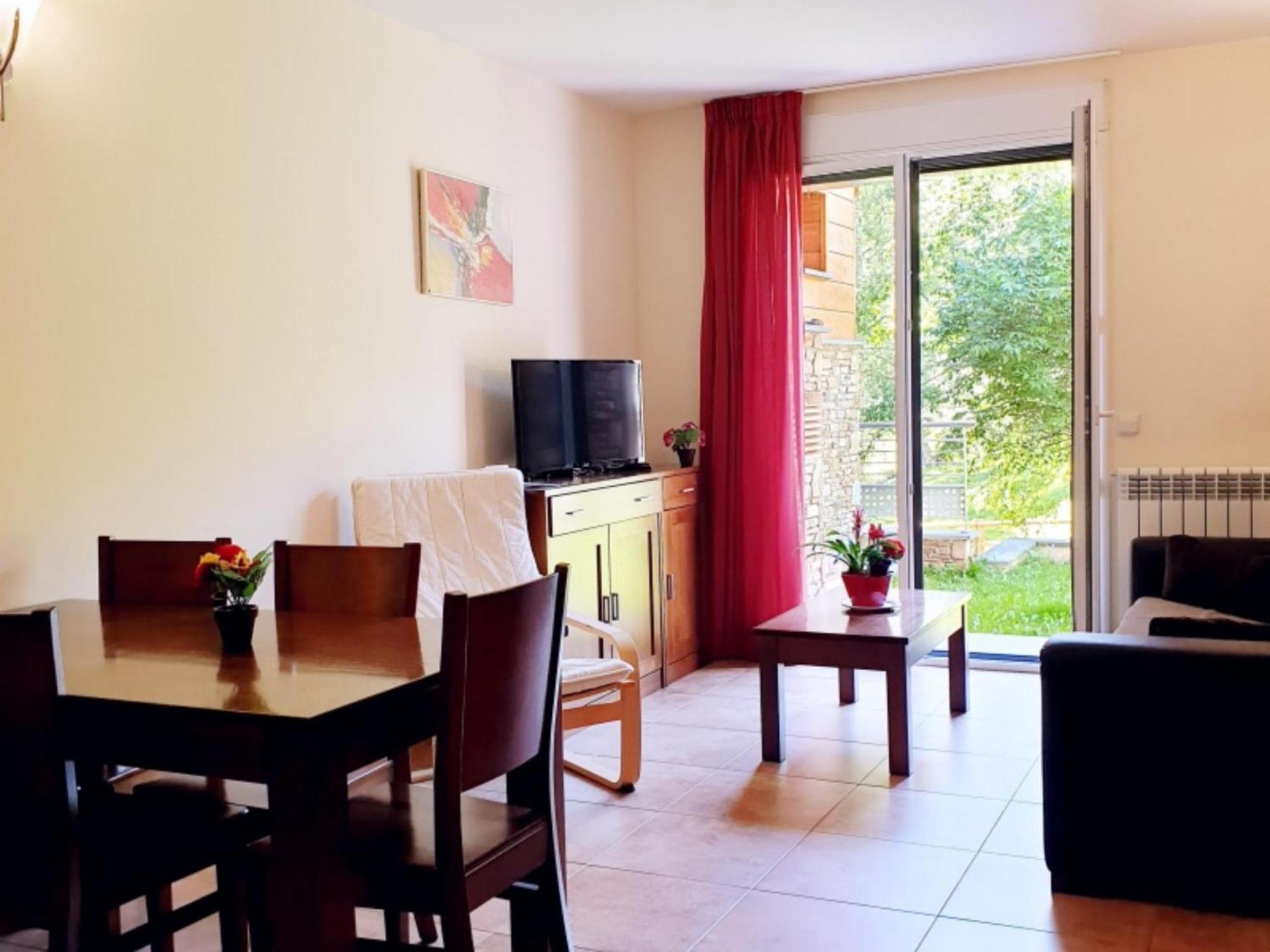 Aparthotel Rialb El Serrat Exteriör bild